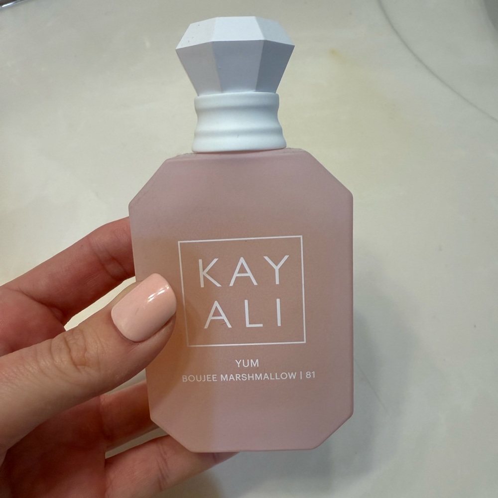 KAYALI YUM BOUJEE MARSHMALLOW